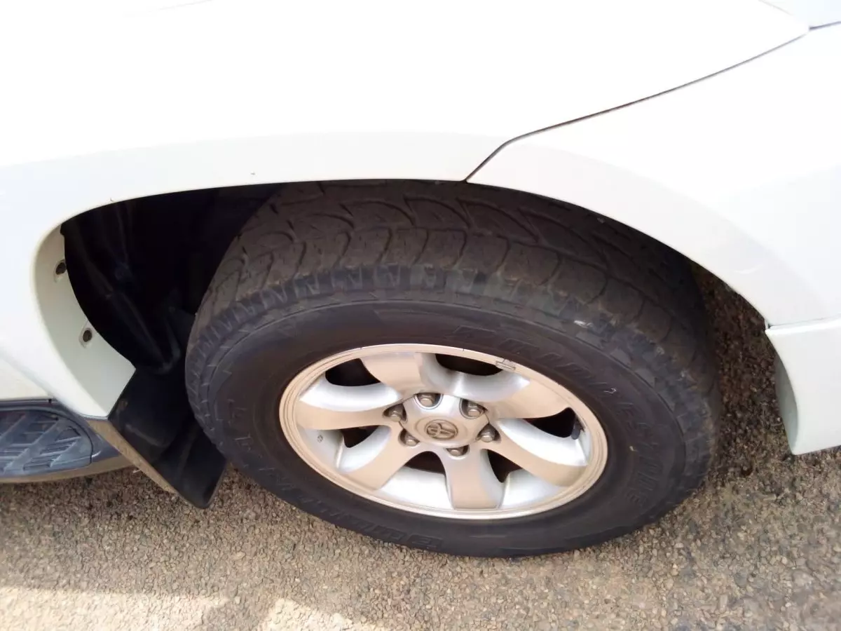tyre2