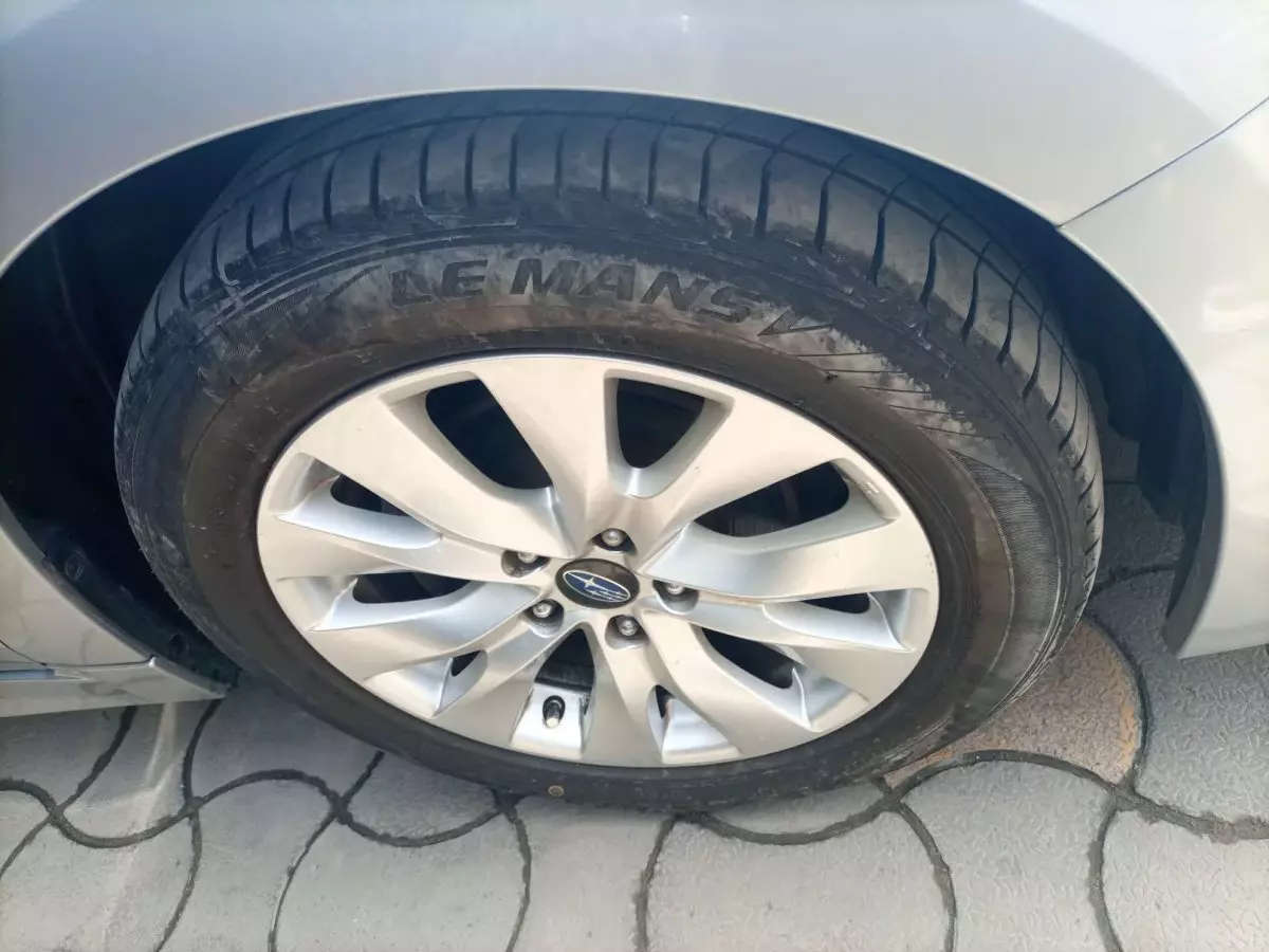 tyre1