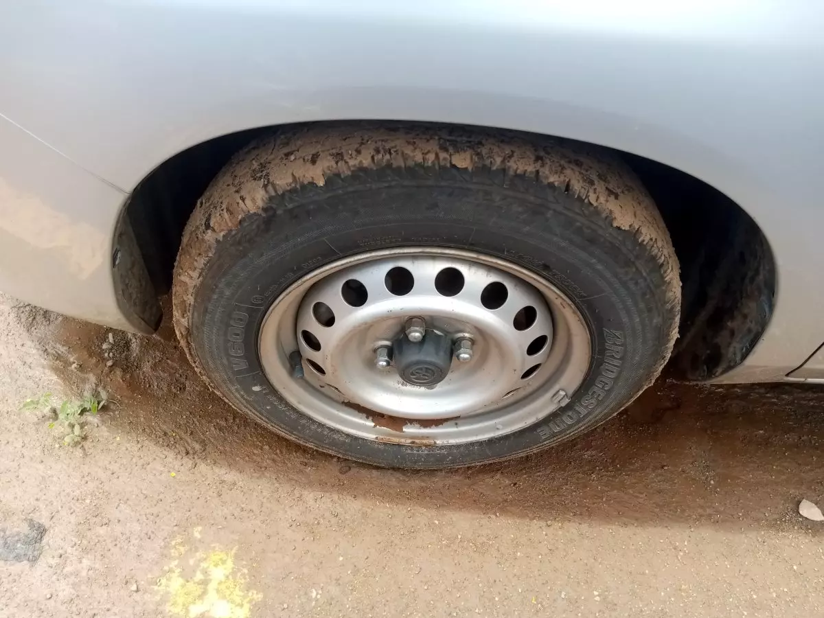tyre2