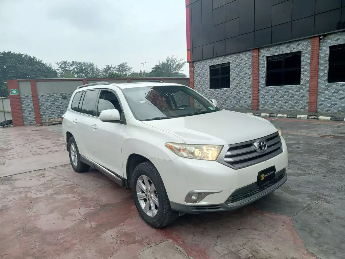car Right Front