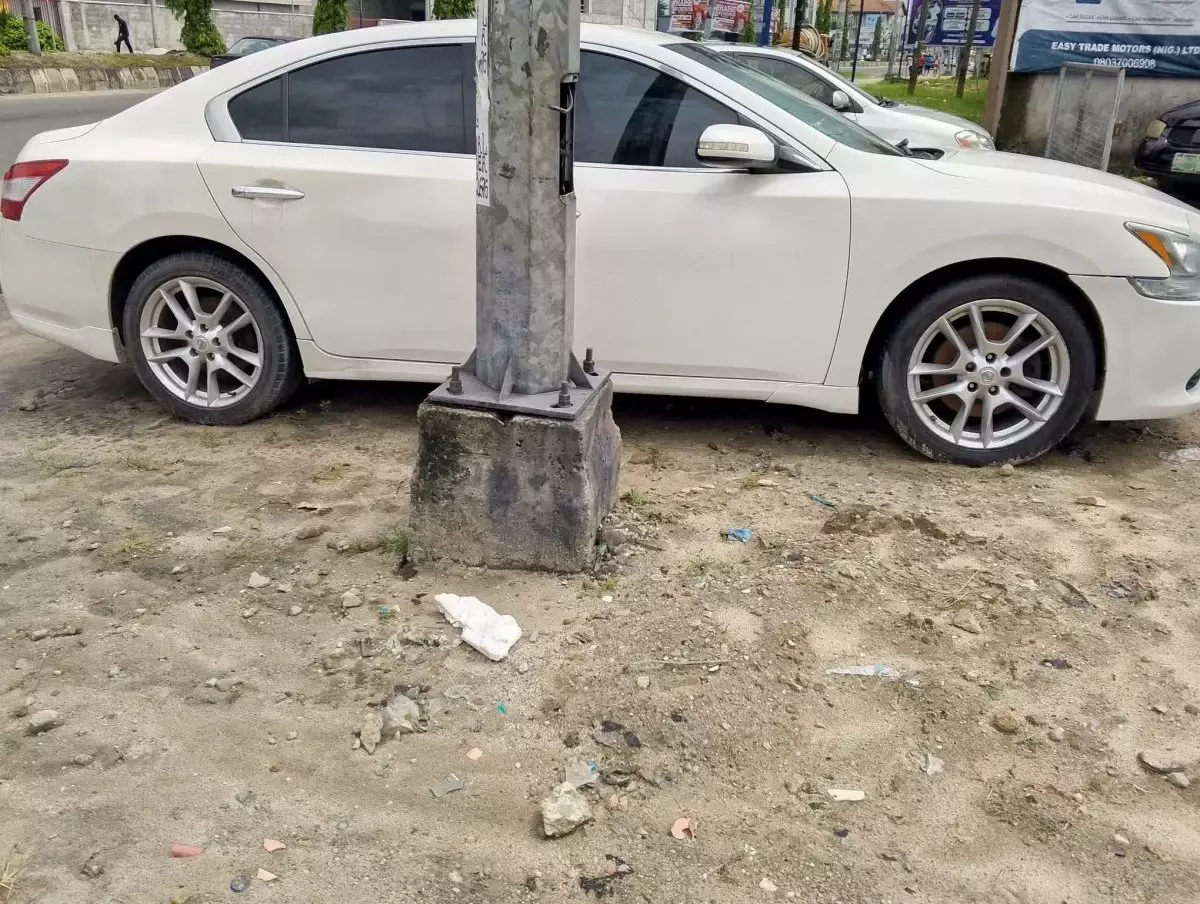 car Left