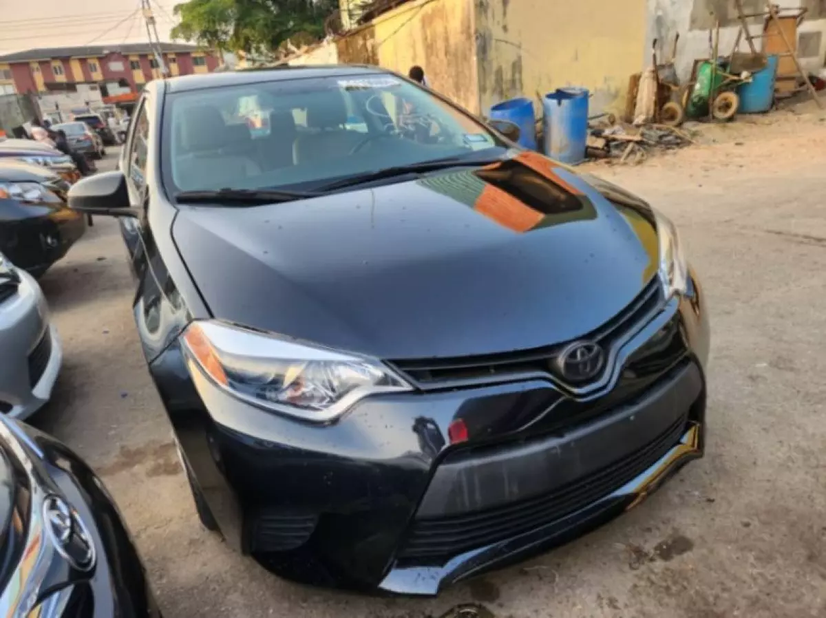 Toyota Corolla - 2013