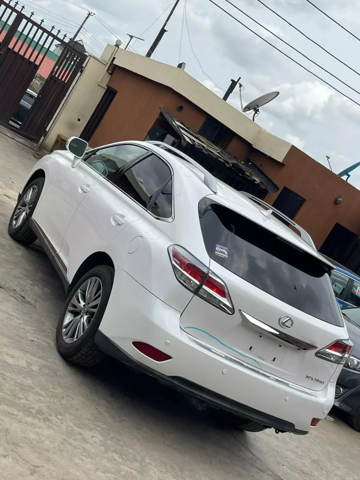 car Right Back