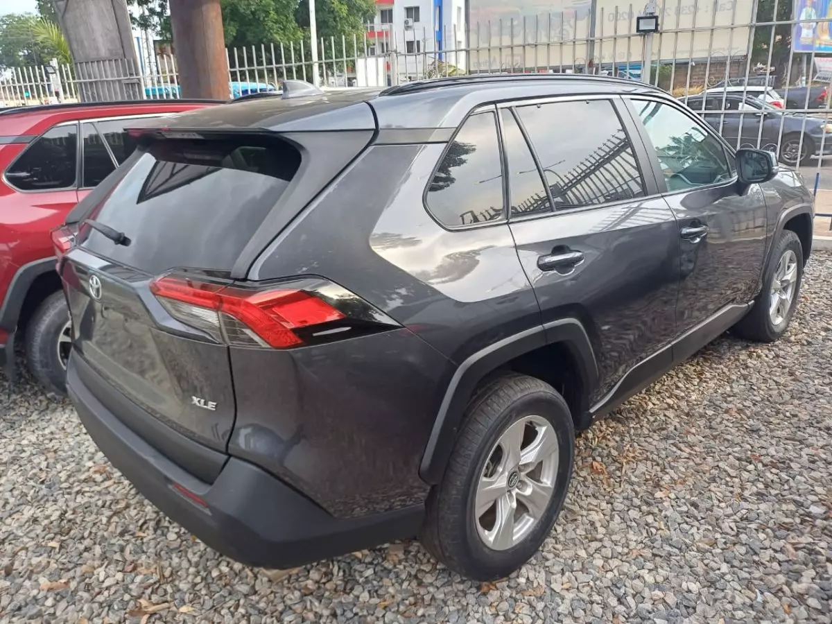 car Right Back