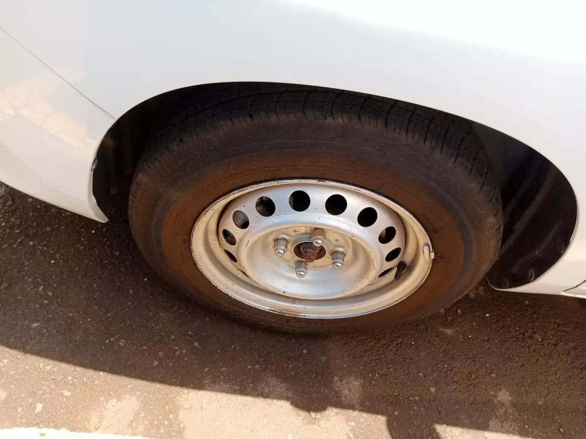 tyre1