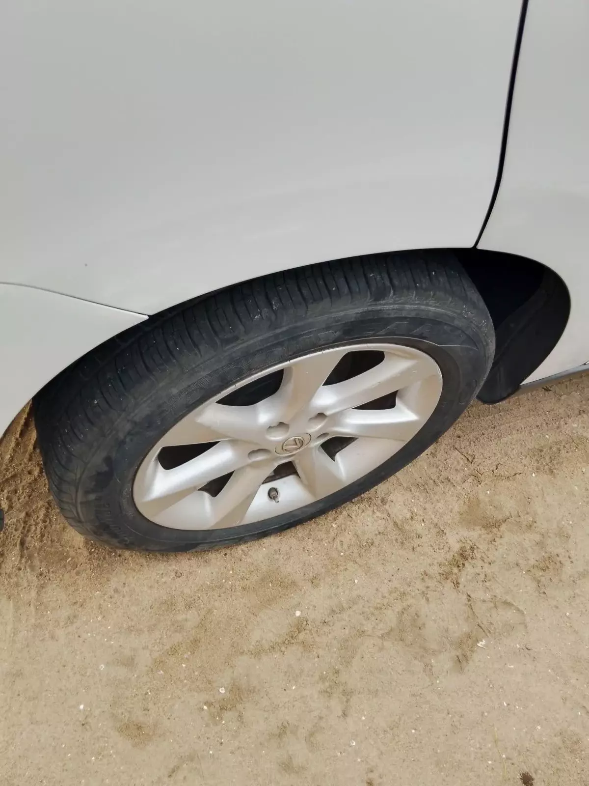 tyre2