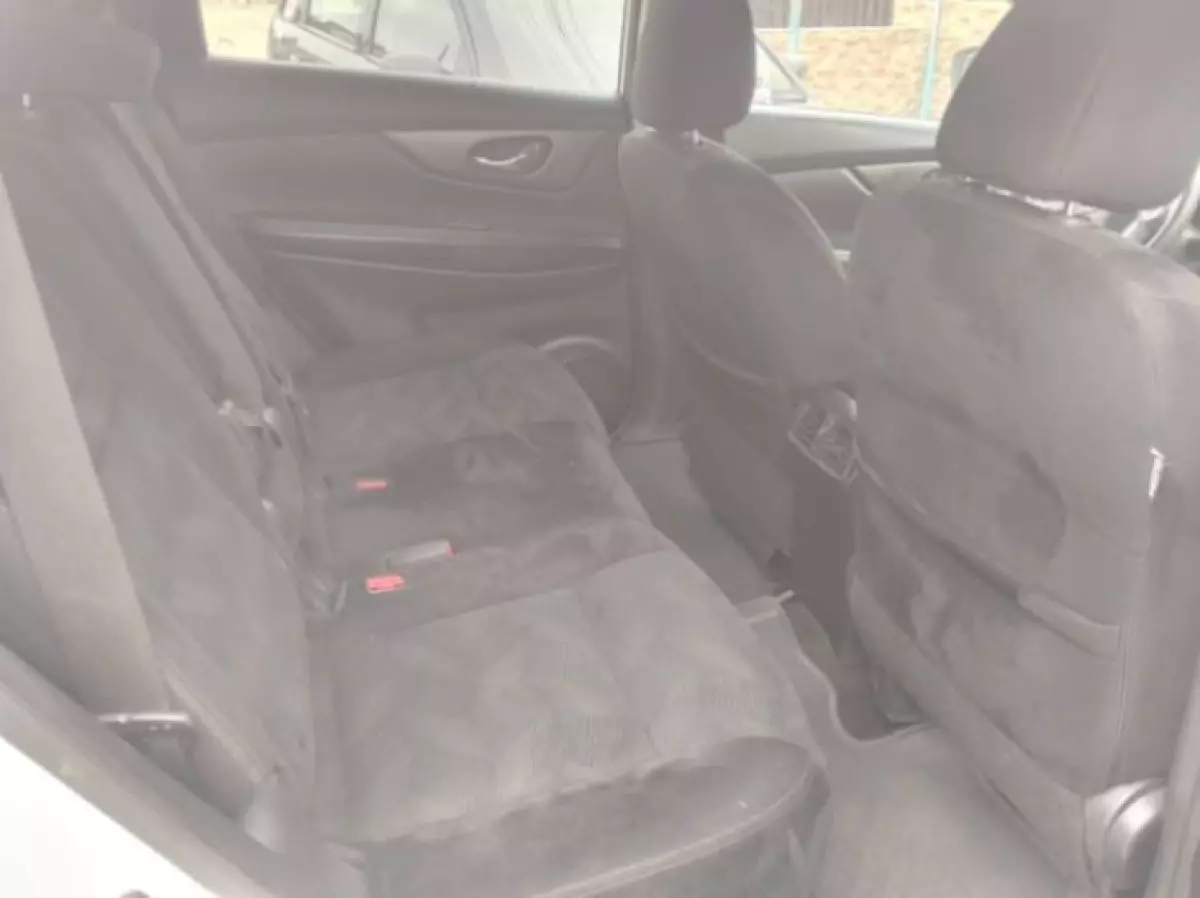 interiorBack
