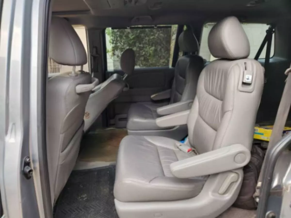 interiorBack