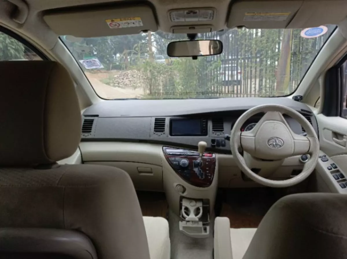 interiorFront