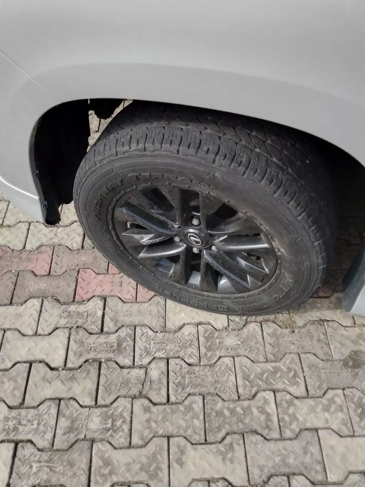 tyre1