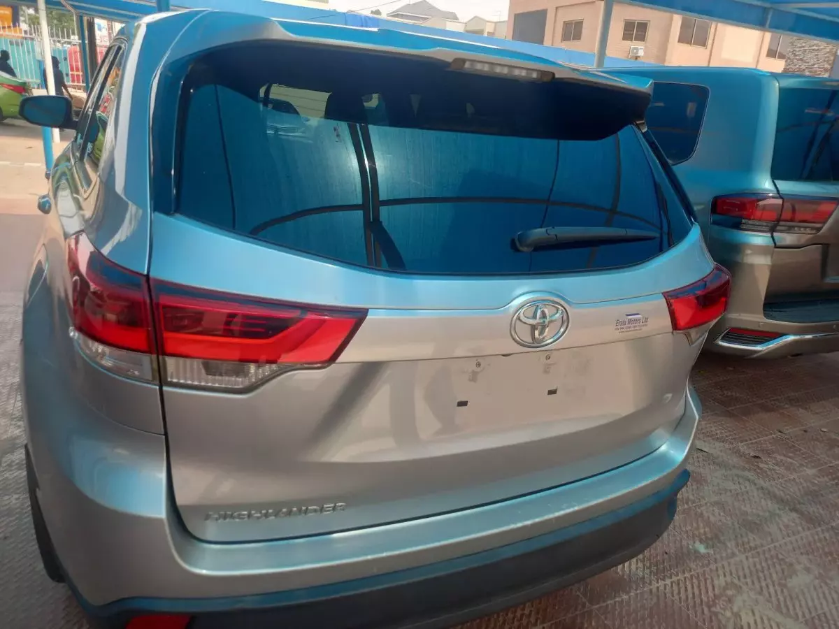 car Back