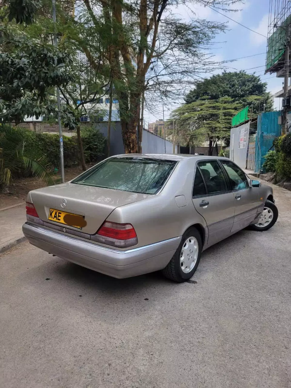 car Right Back
