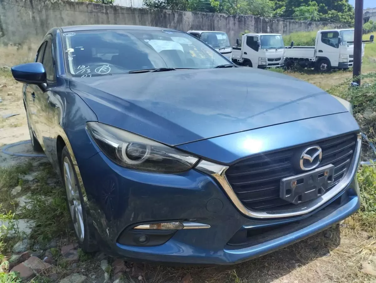 Mazda Axela  - 2016