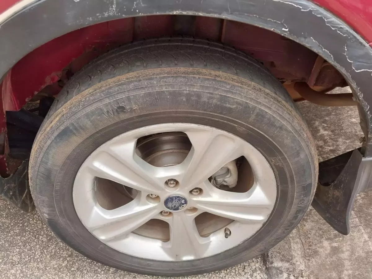 tyre2