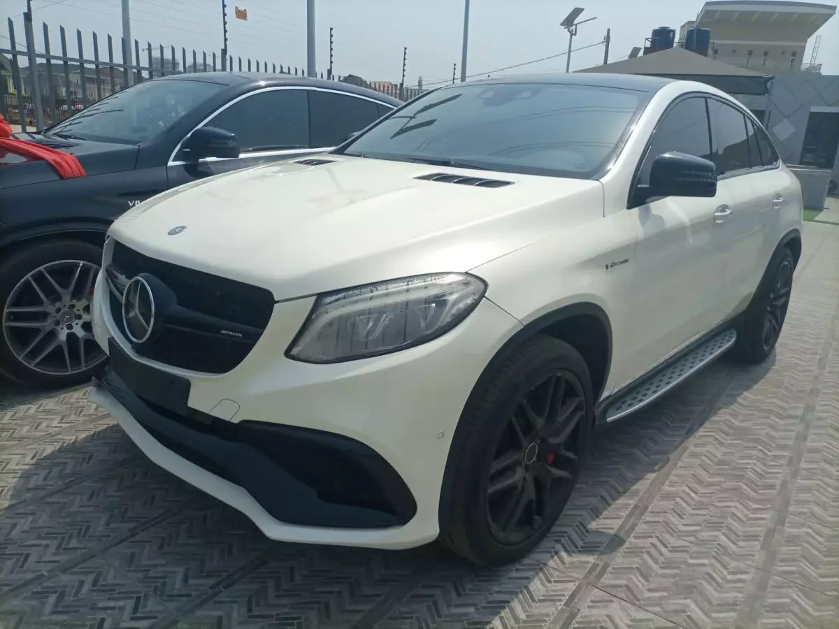 Mercedes-Benz GLE 63 - 2016