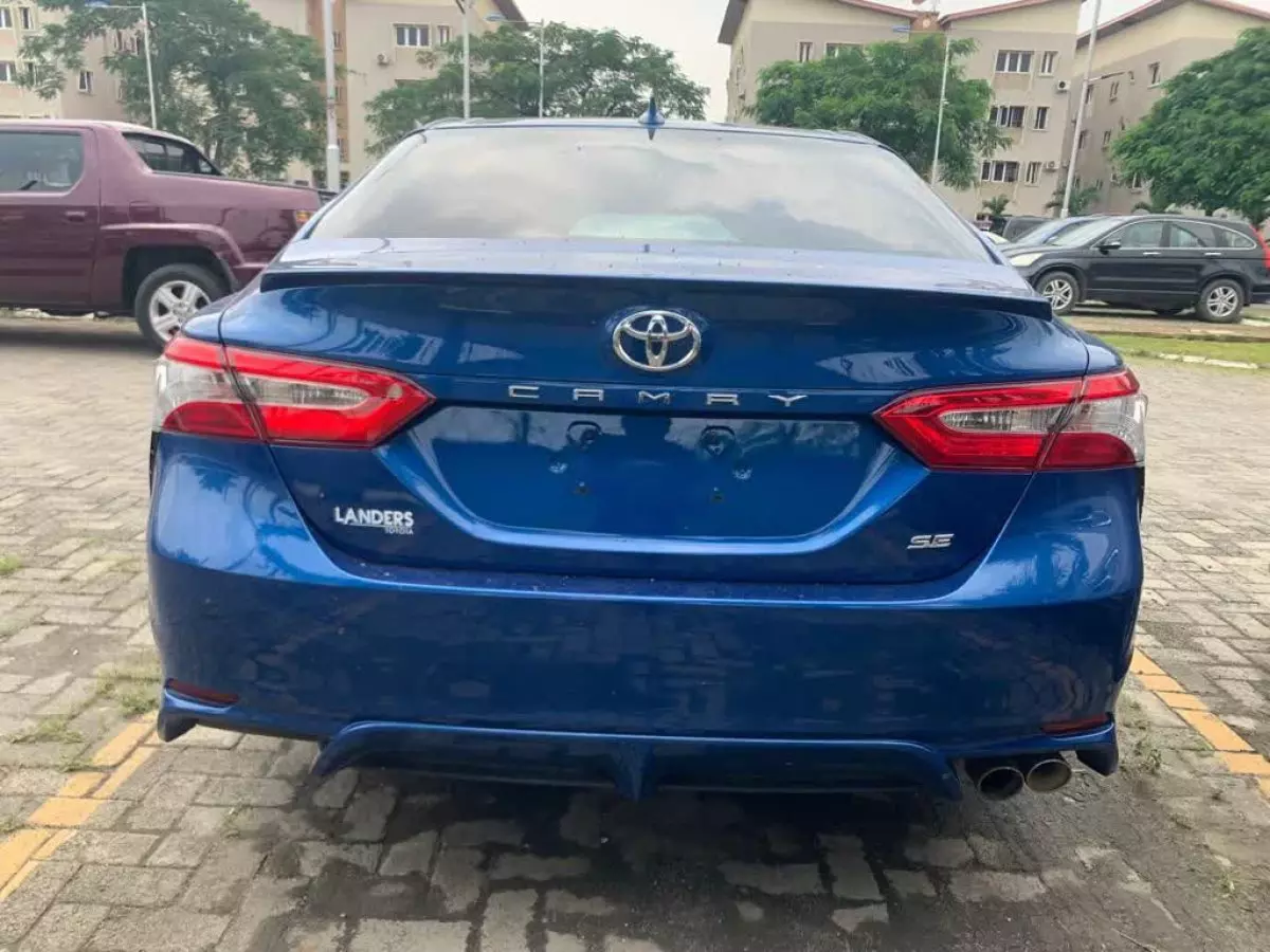 car Back