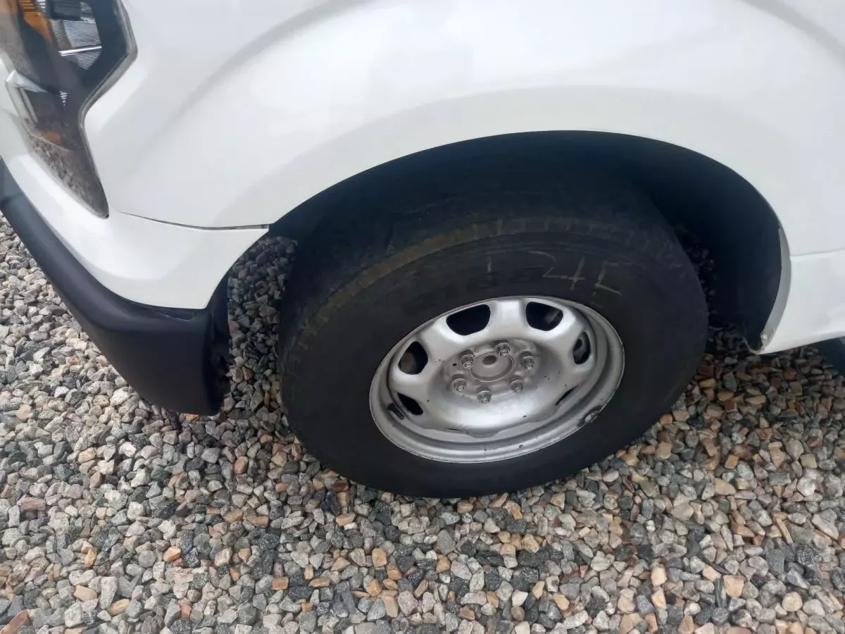 tyre3