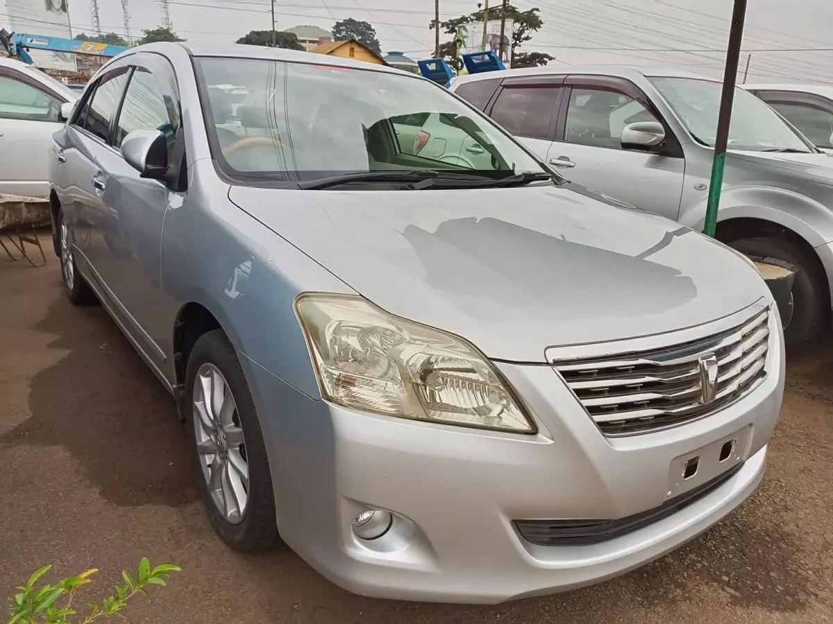 Toyota Premio  - 2008