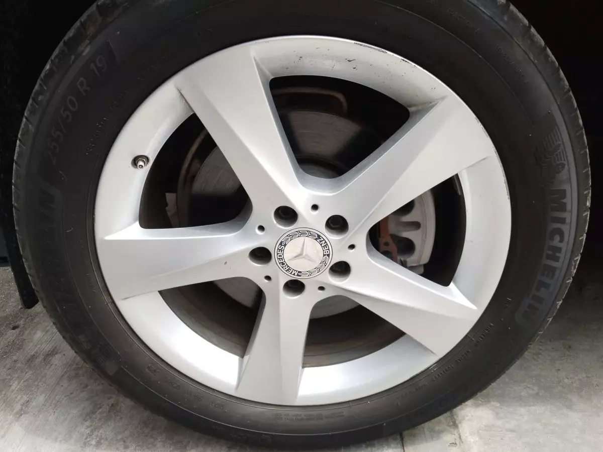 tyre2