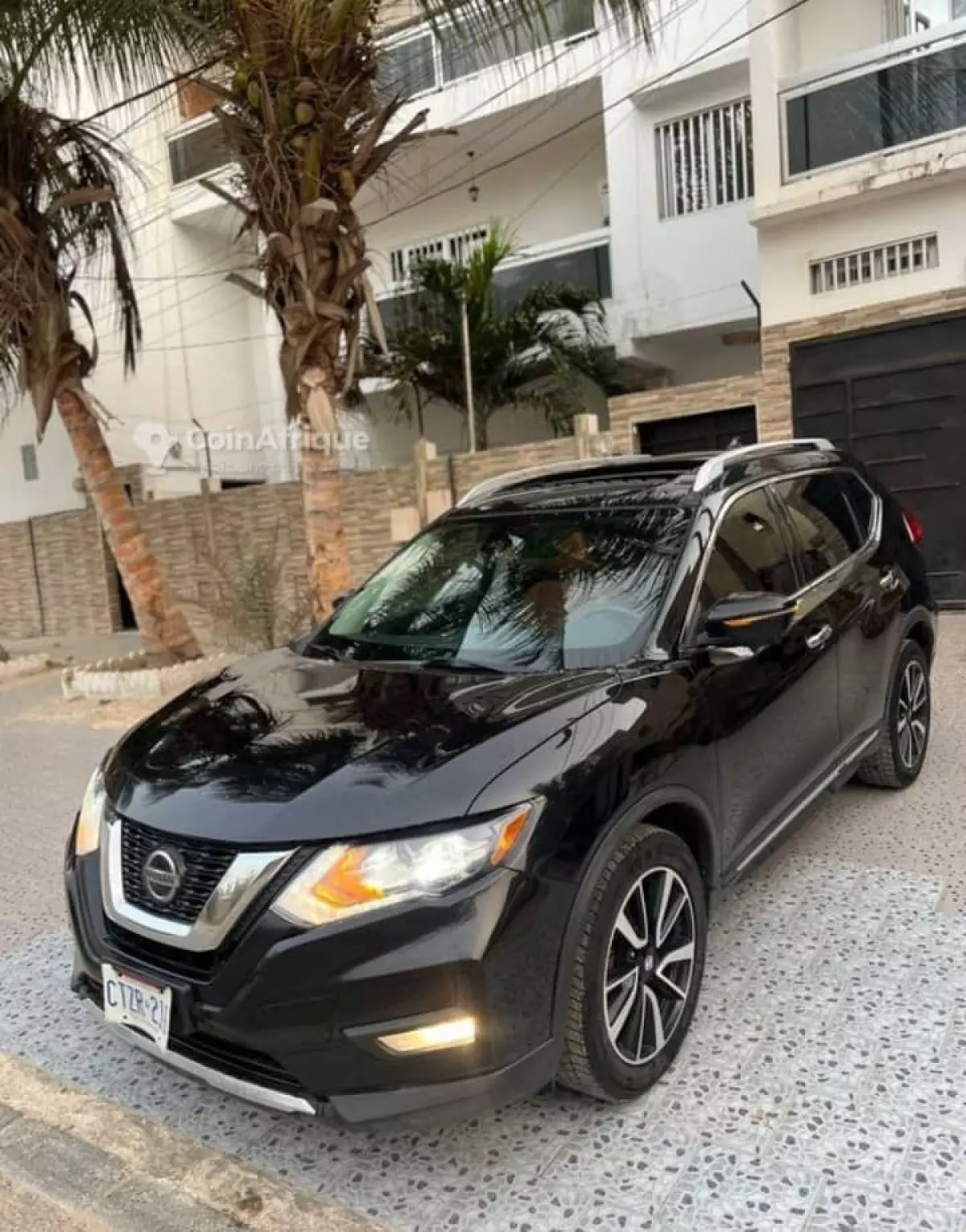 Nissan Rogue   - 2018