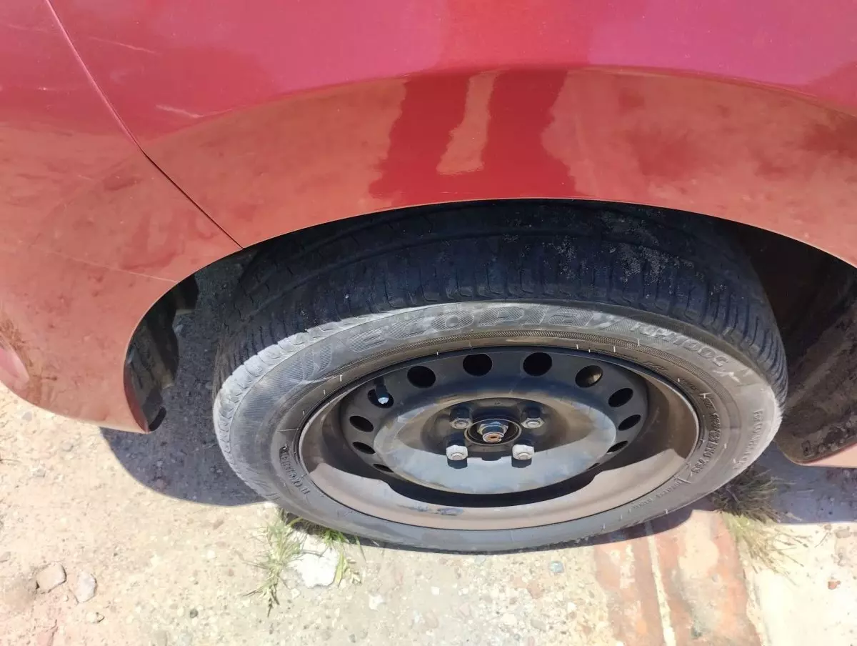 tyre1