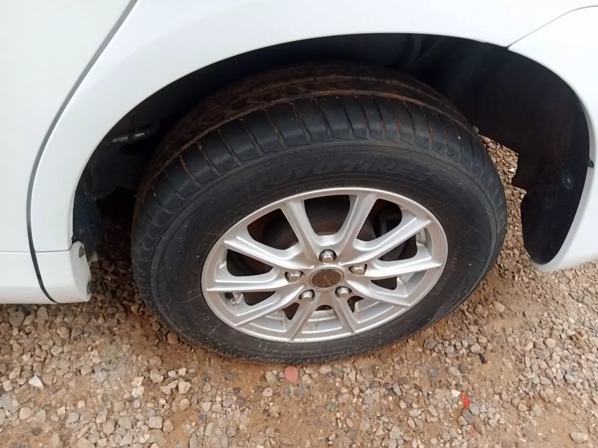 tyre2