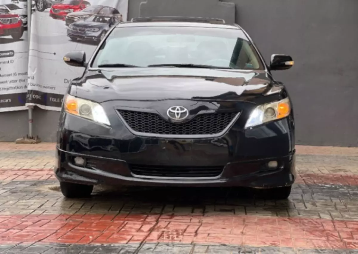 Toyota Camry - 2007