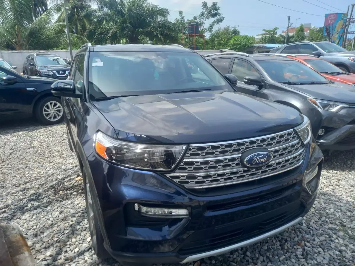 Ford Explorer - 2022