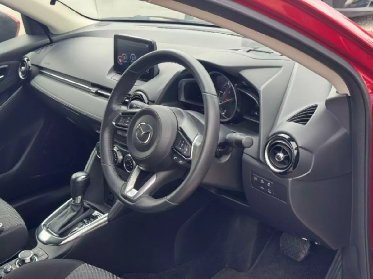 interiorFront