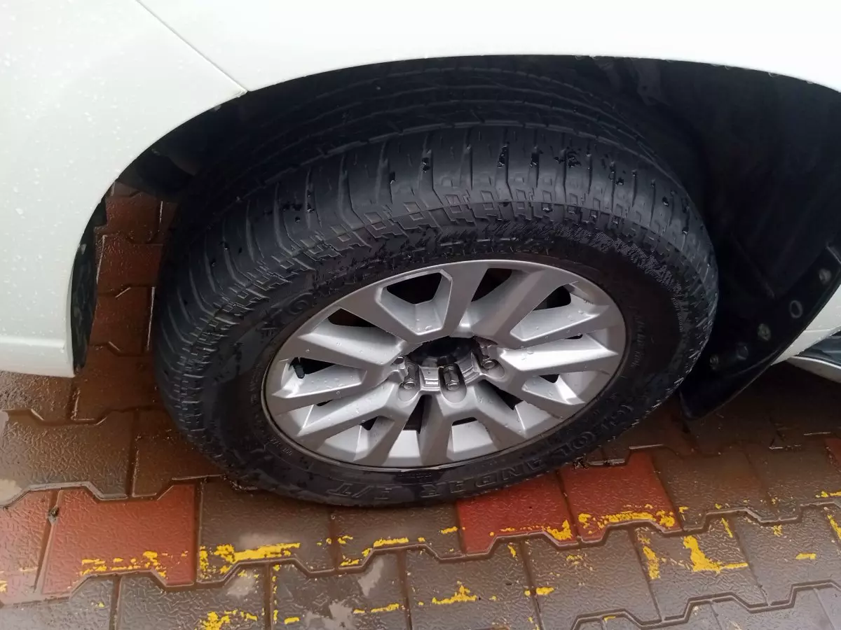 tyre2