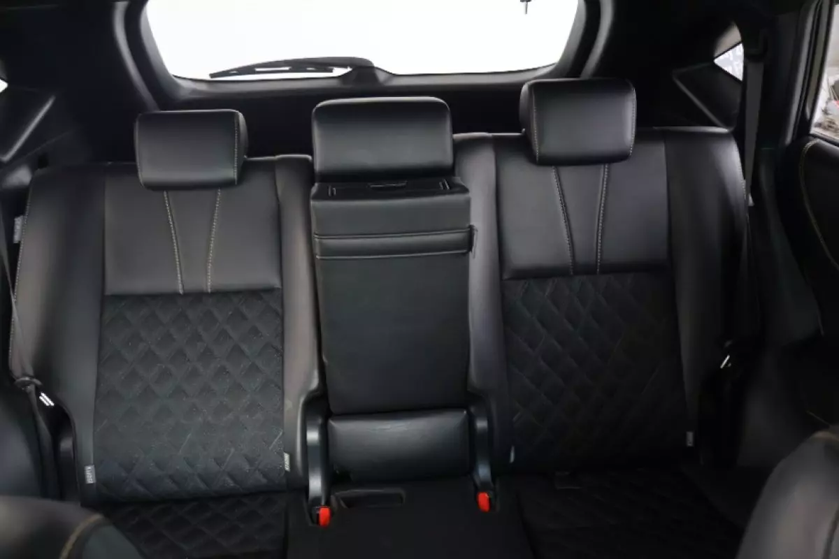 interiorBack