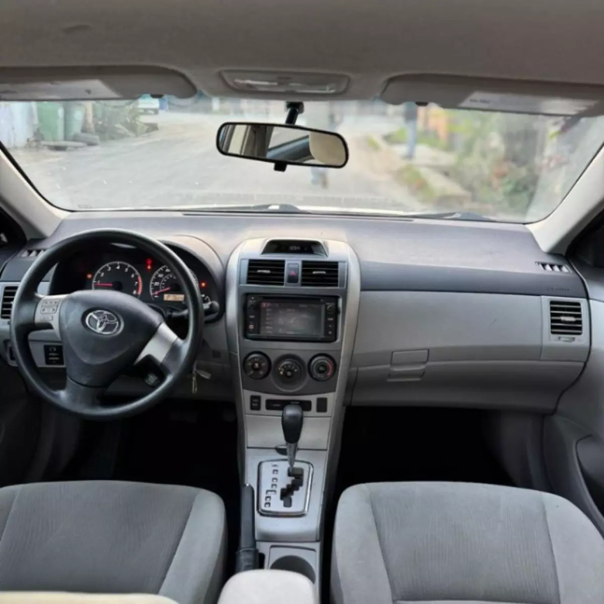 interiorFront