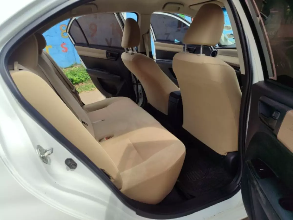 interiorBack