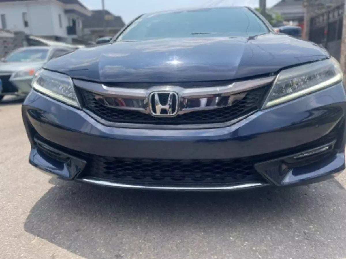 Honda Accord - 2016