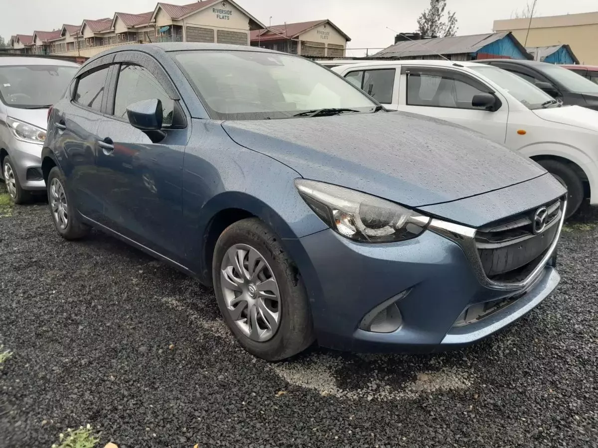Mazda Demio - 2015