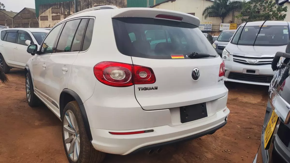 car Left Back
