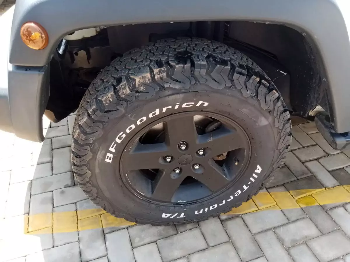 tyre2