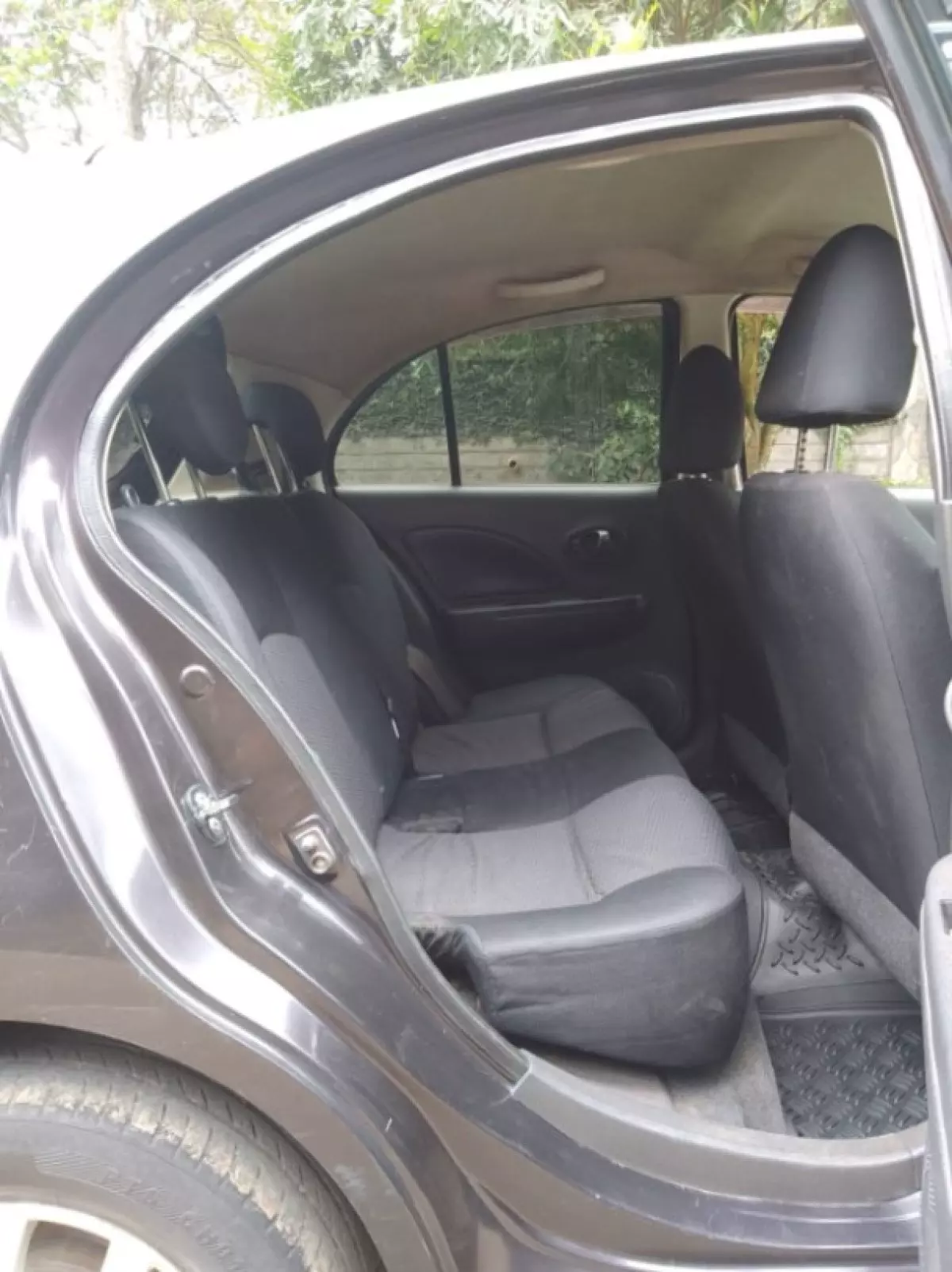 interiorBack