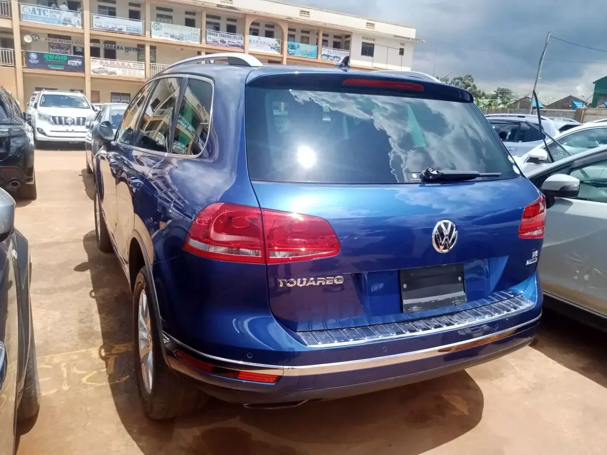 car Left Back