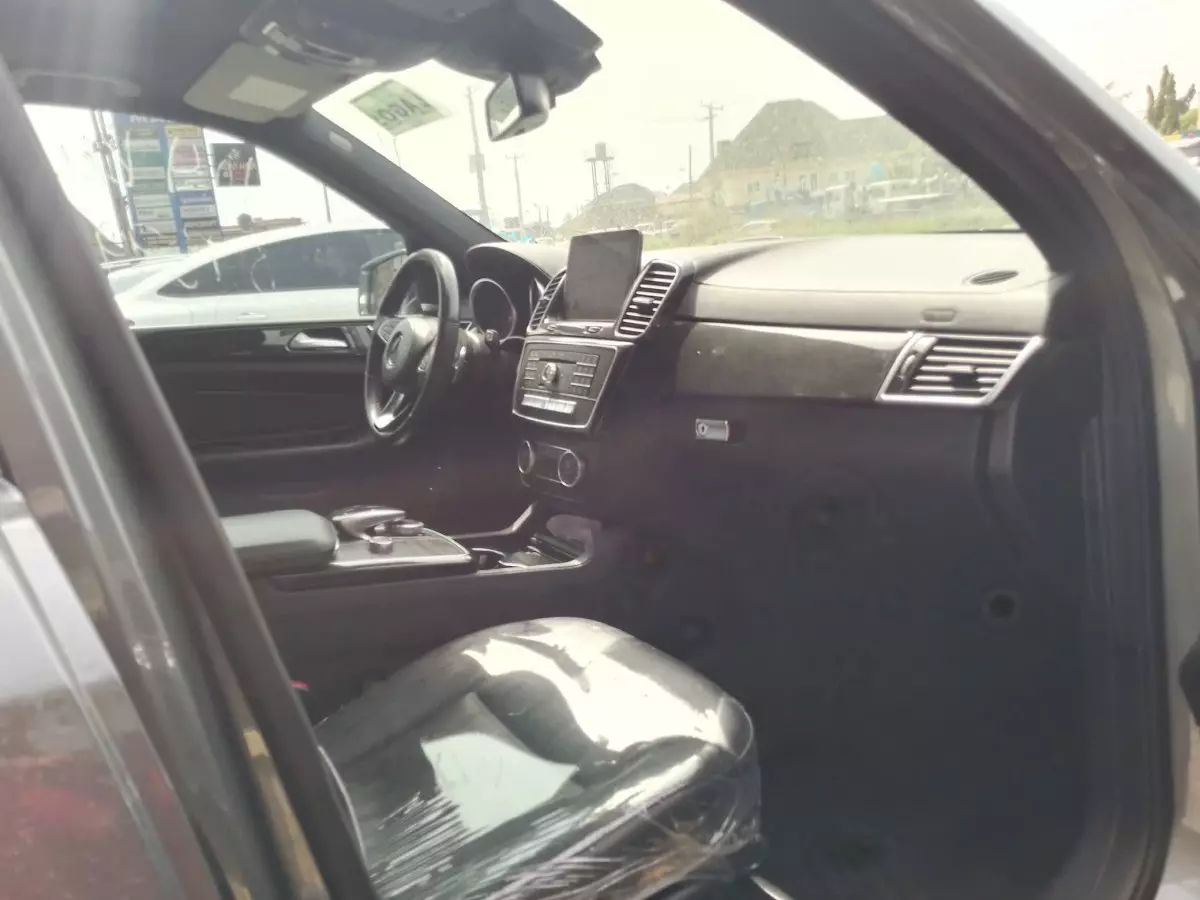 car Left