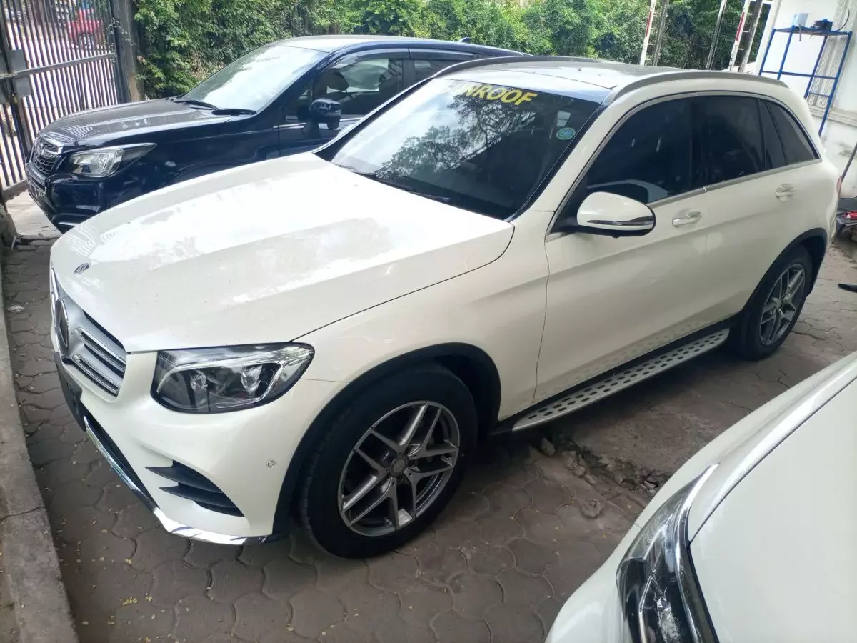 car Left Front