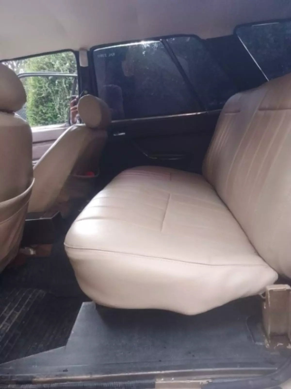 interiorBack