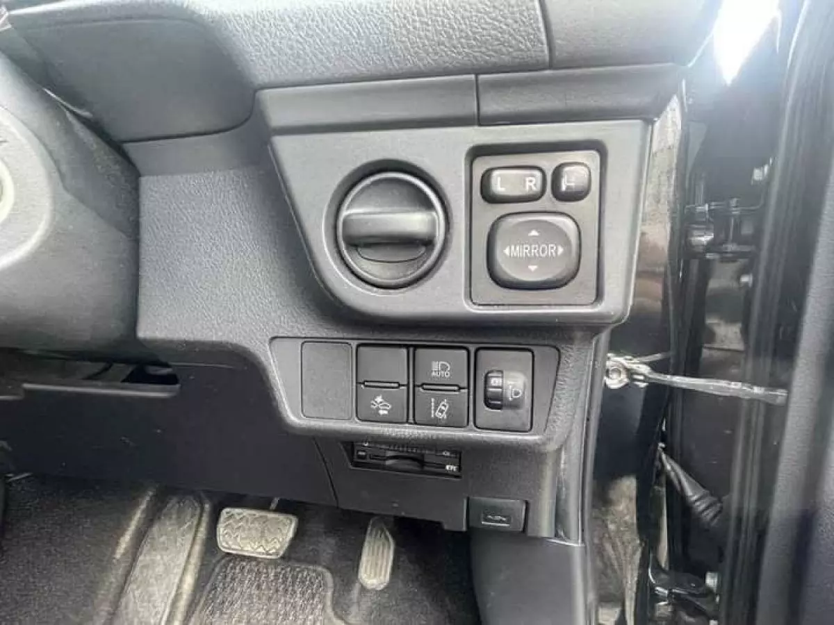 car Left