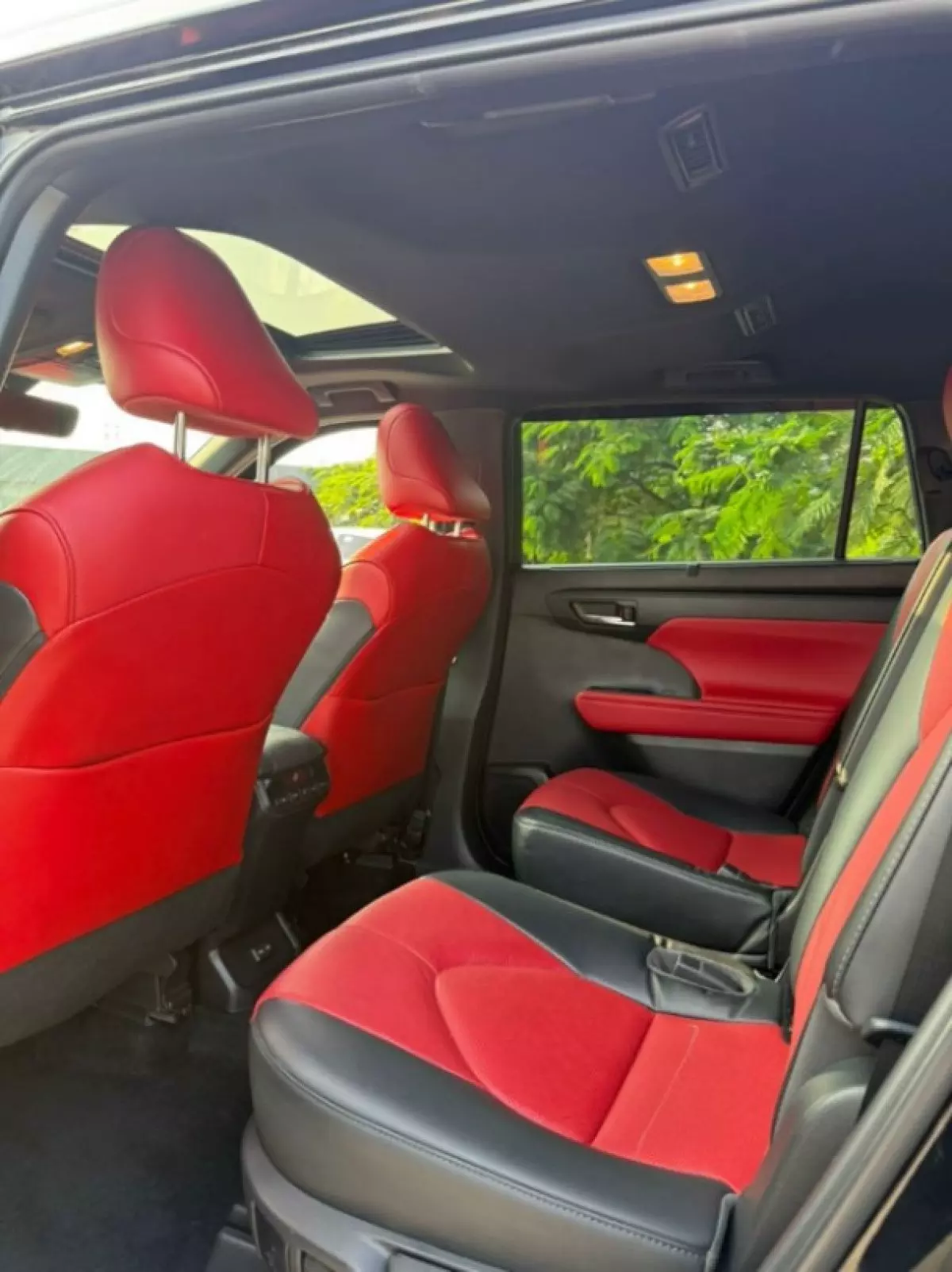 interiorBack