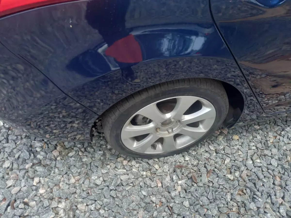 tyre2