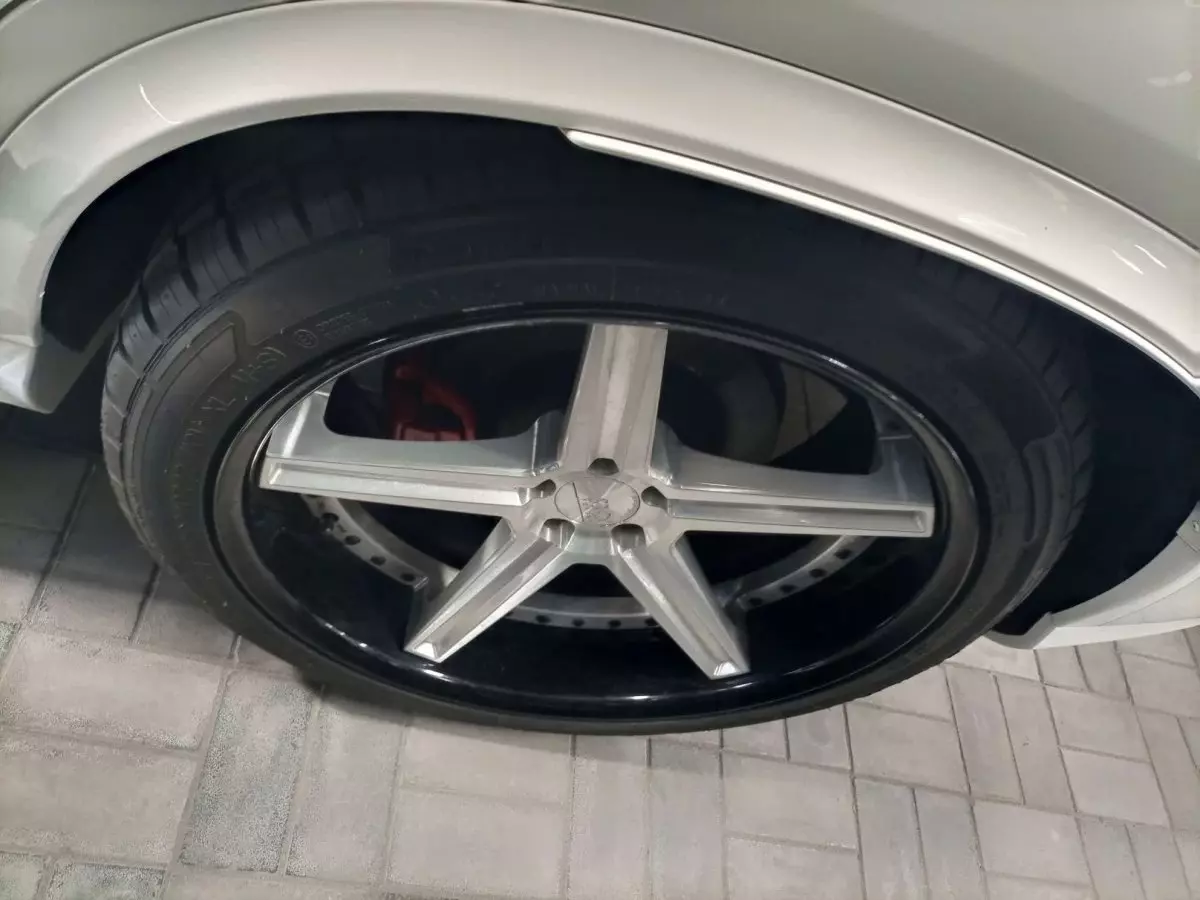 tyre2
