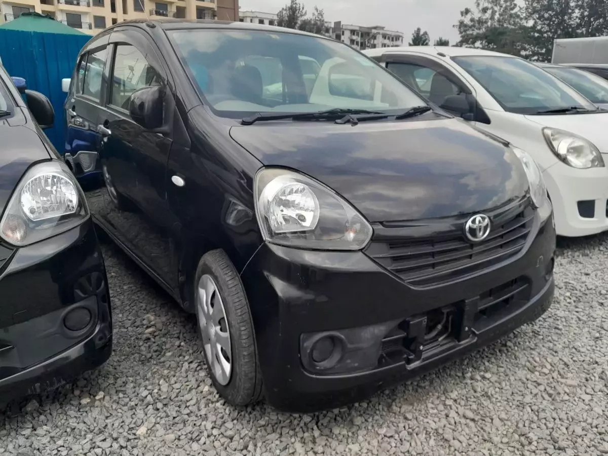 Toyota Pixis  - 2015