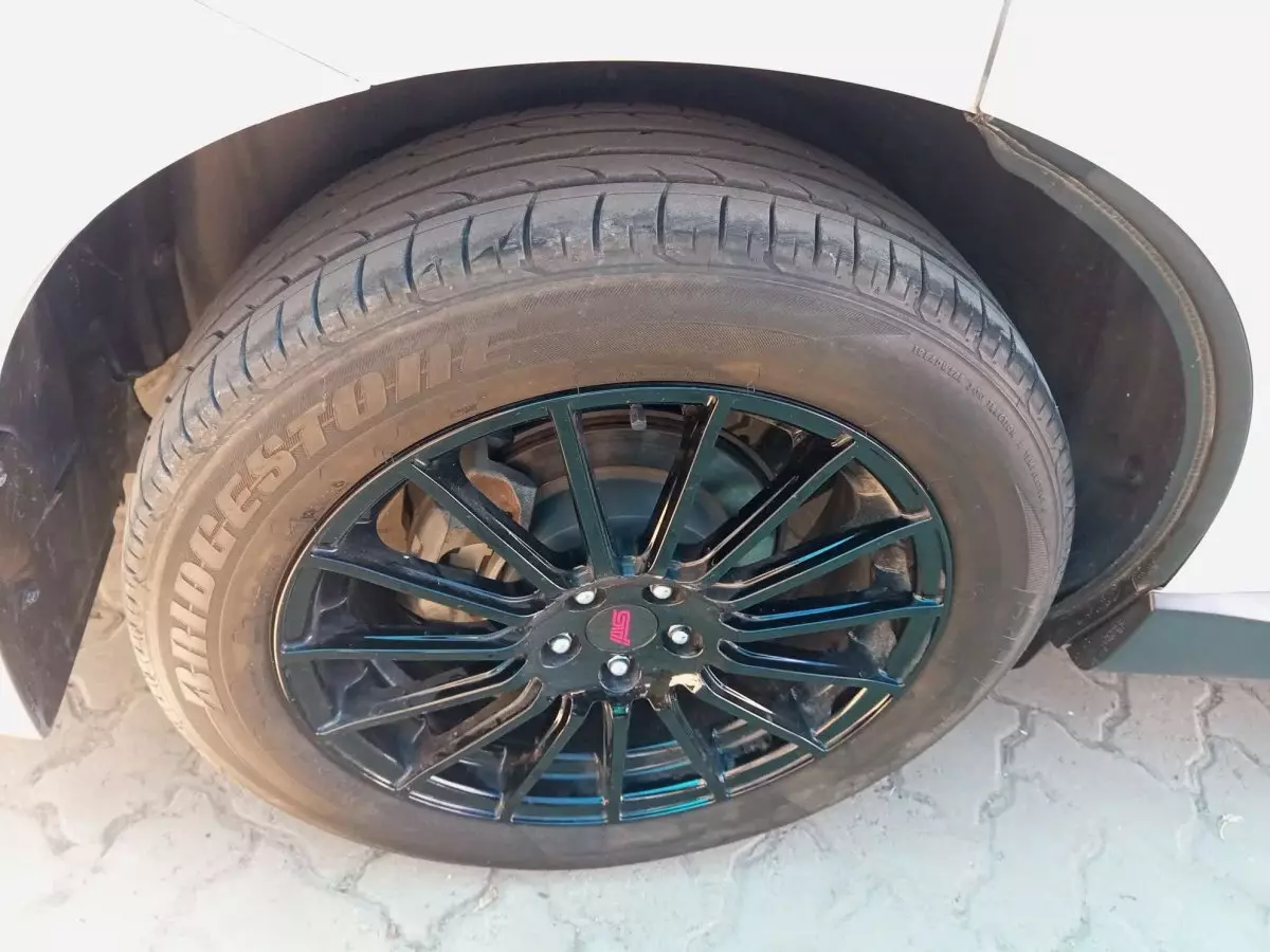 tyre1