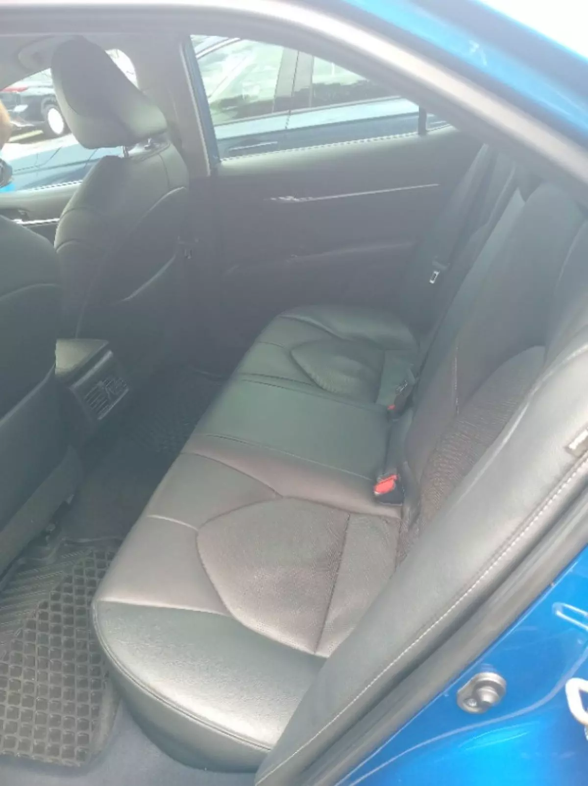 interiorBack