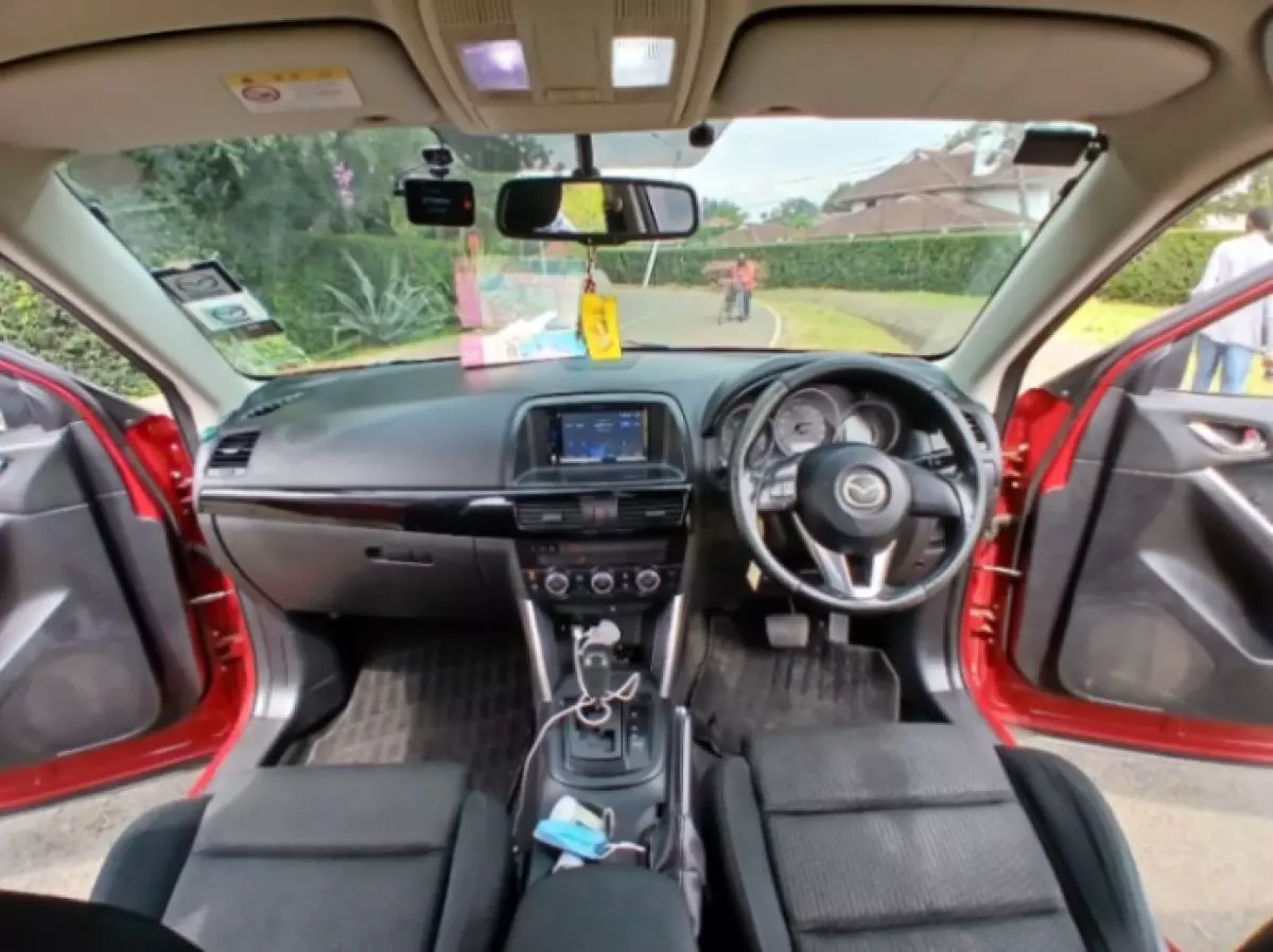 interiorFront
